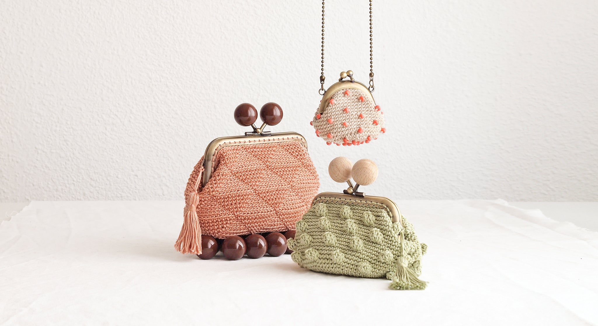 Monederos de crochet con cierre boquilla de diseño propio – Basimaker