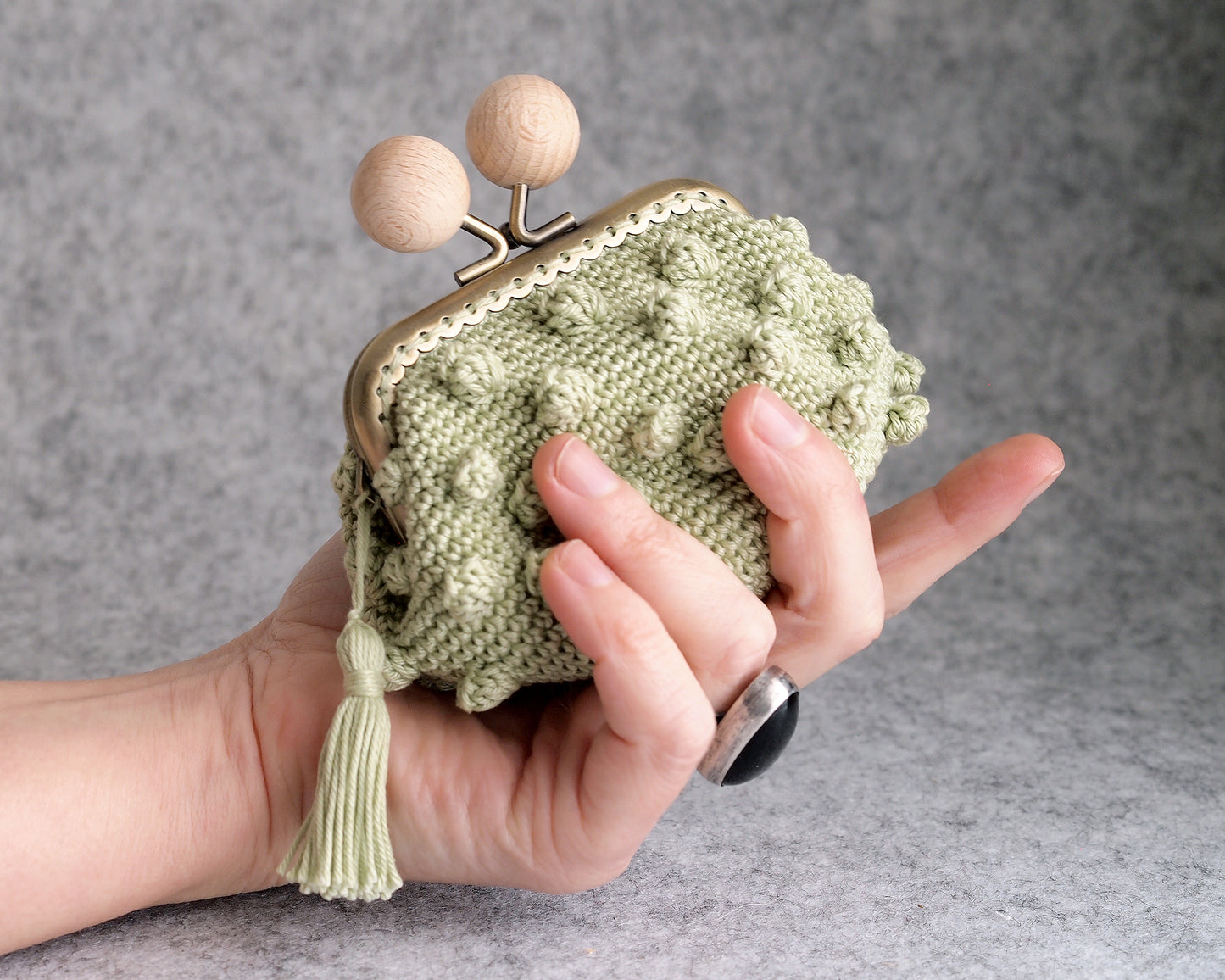 Ovillo algodón mercerizado 8/4 Basimaker. Color VERDE SALVIA