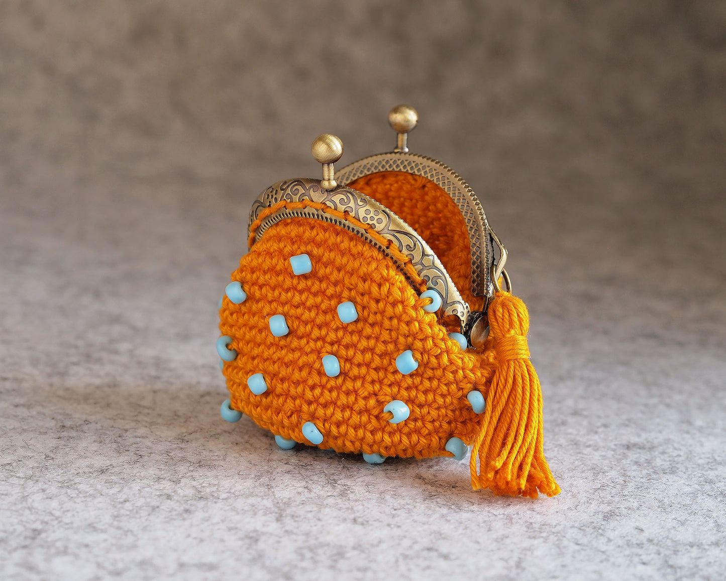 Patrón MINI monedero de crochet con cuentas de cristal. Boquilla de 5 cm.