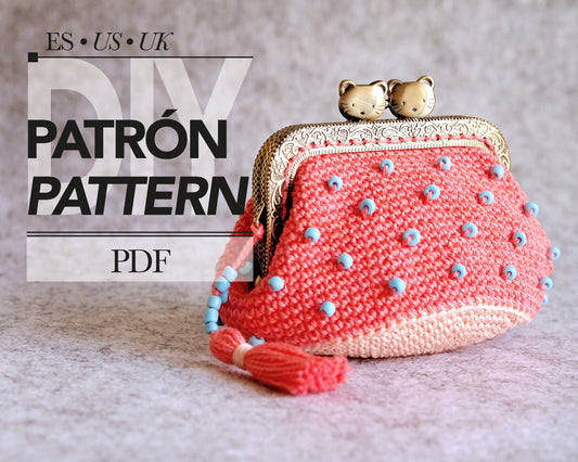PINKY beaded crochet purse pattern. Round base, 8.5cm frame.